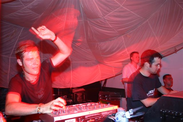 Mopot live @ Nature One, Pydna